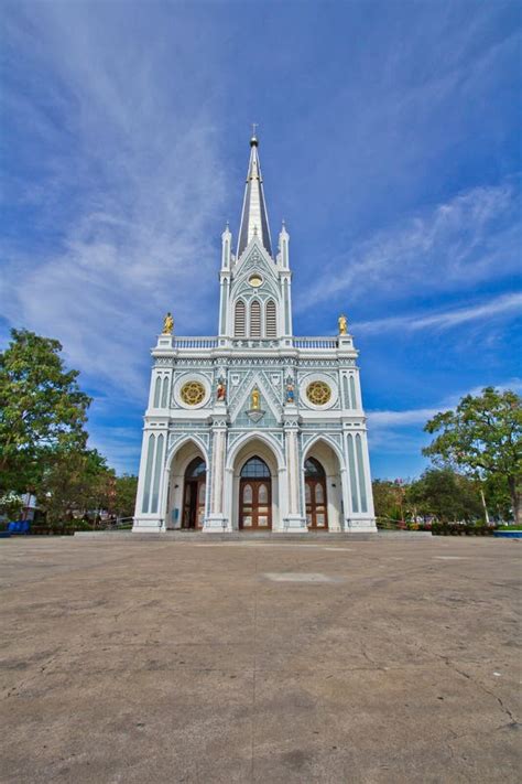 Templo Del Cristianismo De La Iglesia Foto De Archivo Imagen De Cruz