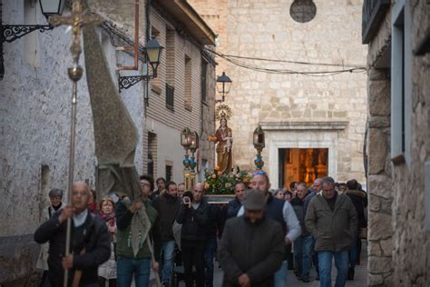 Sacan A La Virgen De La Sagrada De La Muela En Procesi N Para Pedir