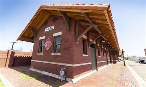 Hope Visitor Center & Museum | Hope, AR | Arkansas.com