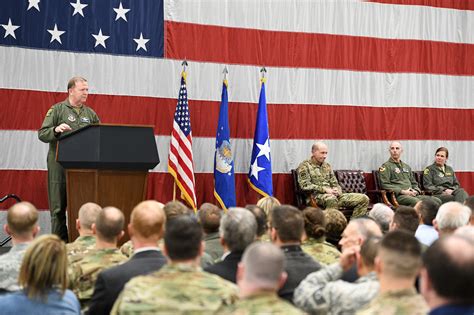 Afrc Commander Visits Wing Celebrates F Success Th Airlift