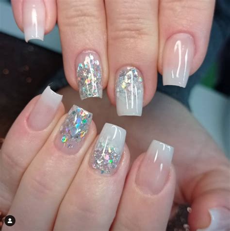 Unhas Em Gel Decoradas Se Inspire Com Esses 9 Estilos Surpreendentes Eu Total