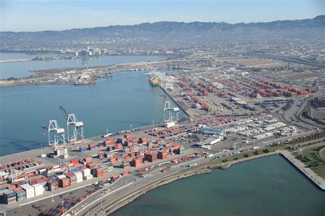 A Counter Clockwise Loop Around The Shoreline Of The San Francisco Bay