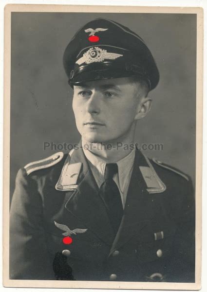 Portrait Flugzeugführer Offizier der Luftwaffe