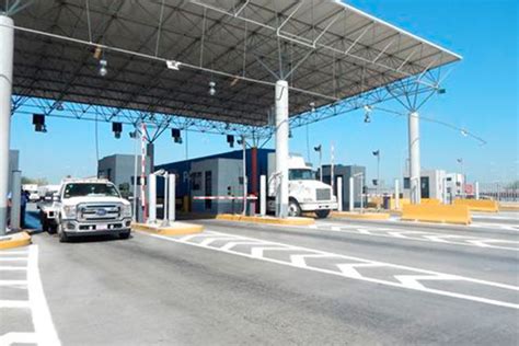 Reinicia Cruces El Puente III De Nuevo Laredo Muro Politico