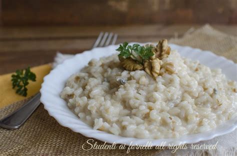 RISOTTO GORGONZOLA E NOCI Cremoso In 20 MINUTI Primo Piatto