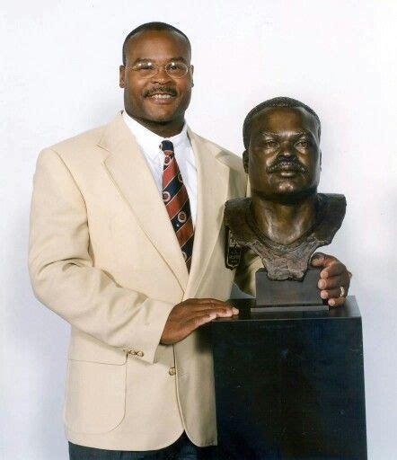 Mike Singletary | Mike singletary, Chicago bears pictures, Football ...