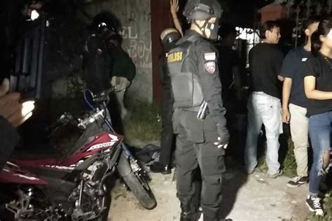 Geng Motor Di Tasikmalaya Melempari Pengendara Umum Dengan Batu