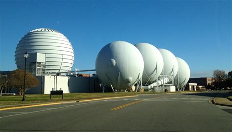 images  nasa langley  pinterest research centre nasa