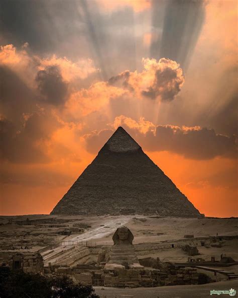 Wenn Die Menschliche Schöpfung Bei Der Großen Pyramide Von Gizeh In