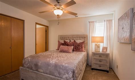 Photos Of Huntington Park Apartments In Wichita Ks