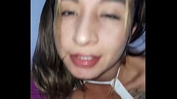 Me da una rica mamada con sus carnosos labios rojos Recopilación de mamadas XVIDEOS