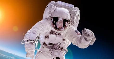 10 Fascinating Things That Happen To The Human Body In Space Listverse