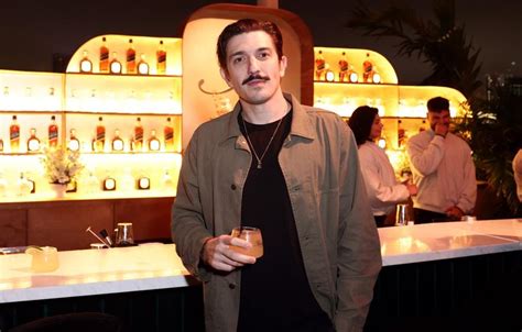 Hot Photos See What Your Fave Celebs Are Up To This Season