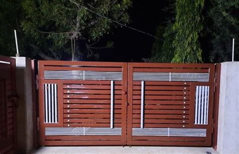 Brown And Grey Mild Steel Hinged Main Gate For Residential At Rs 400