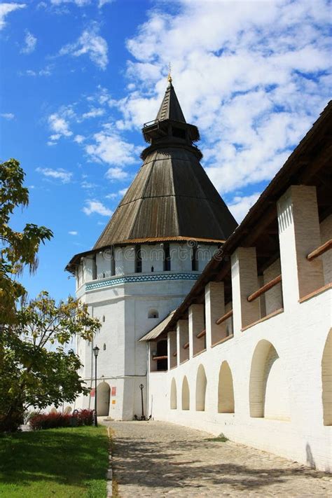 White Walls and Towers of the Astrakhan Kremlin Stock Image - Image of religion, chapel: 236945389