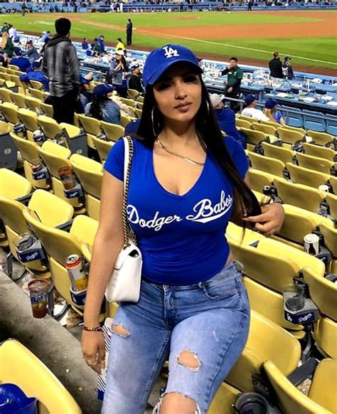 La Dodgers Girls