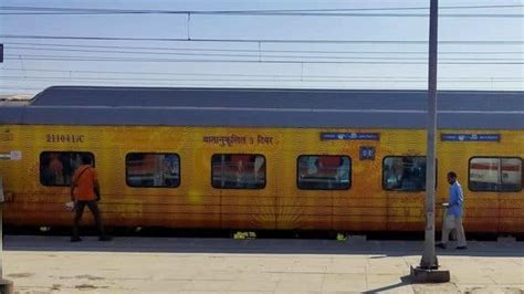 Indian Railways Upgrades This Iconic Train Between Mumbai New Delhi With New Tejas Rakes