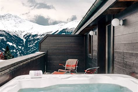 10 Luxury Chalets in Verbier for a Cozy Winter Holiday