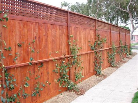 Redwood Privacy Fence Lattice Topper Gates And Fencing Stout Design