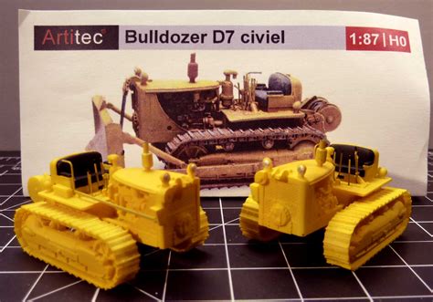 Resin flat car load – Cat D7 bulldozer | Resin Car Works Blog