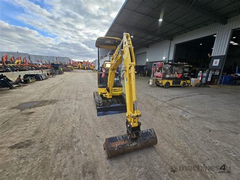 Used 2022 Komatsu PC18MR 3 Mini Excavators In RAVENHALL VIC