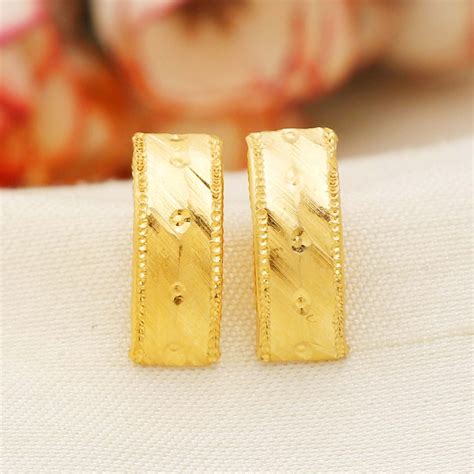 22 Karat 22k Gold Bali Half Hoop Earrings Etsy