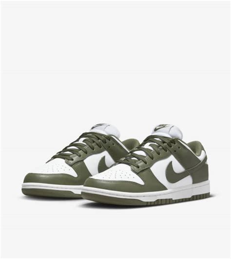 Women S Dunk Low Medium Olive Dd1503 120 Release Date Nike Snkrs Ph