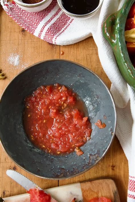 Tomatensalat Mit Granatapfel Sumach Dressing Labsalliebe