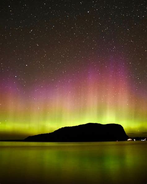 Aurora Borealis last night in Rockwood : r/Maine