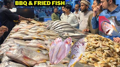 BIGGEST SEAFOOD STREET Of PAKISTAN BBQ Fish Fried Fish PRAWN