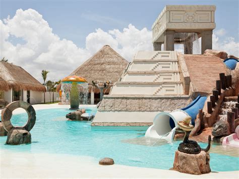 Finest for Families | Finest Resorts