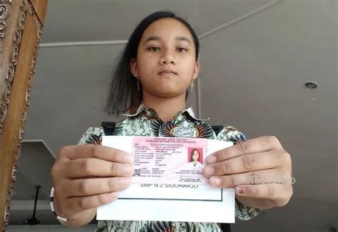 pemerintah gencarkan pembuatan kartu identitas anak esposid espos