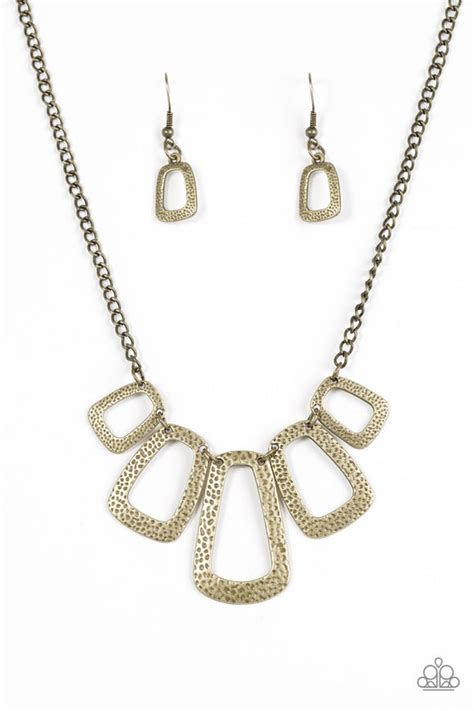 Paparazzi Vintage Vault Nice Framework Brass Necklace And Earring Set