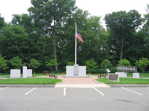 Veterans Memorial Park