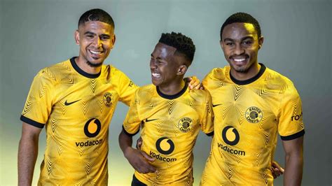 Kaizer Chiefs Coach Arthur Zwane Heaped Praise On 3 Experienced Chiefs