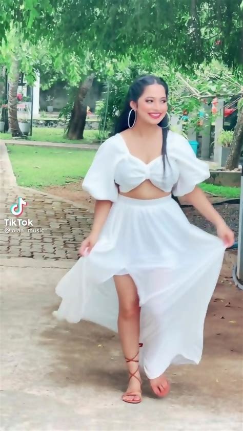 Sri Lankan Hot Actress New