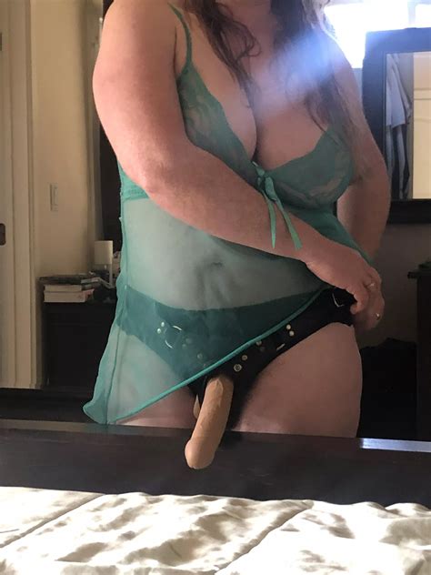 Getting Ready Nudes Strapon NUDE PICS ORG