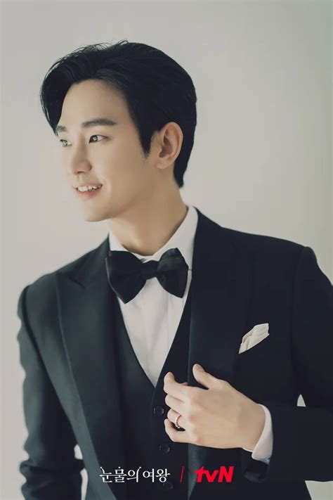 ”queen Of Tears” Released Fairytale Like Wedding Photos Of Kim Soo Hyun