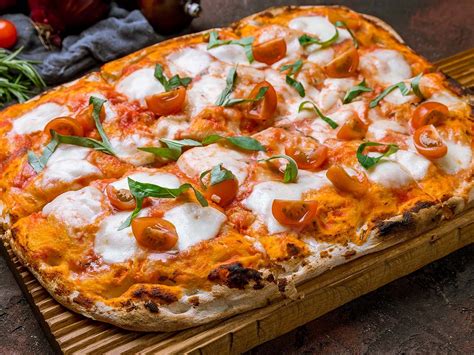 Pizza In Teglia Alla Romana Tutti I Passaggi Per Farla Davvero Bene