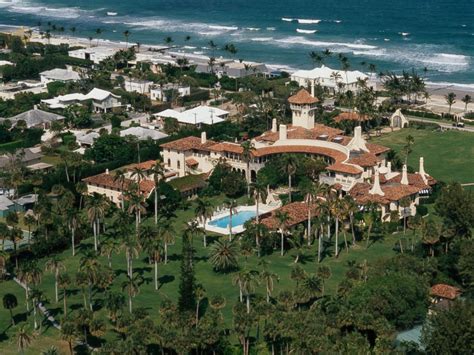 Inside Donald Trump's Mar-a-Lago Estate Where He's 'Done So Much for ...