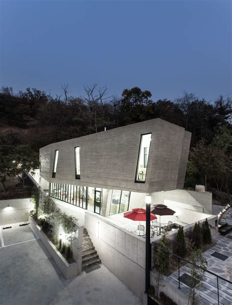 The Gatehouse | Prime Architecture - Arch2O.com