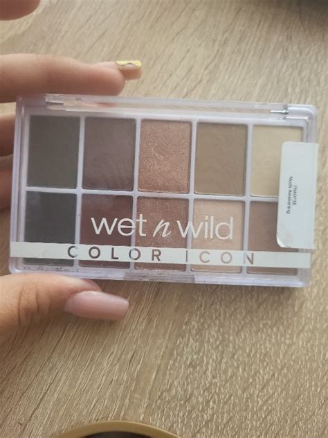 Wet N Wild NEW 10 PAN SHADOW PALETTE Nude Awakening Palette De Fards