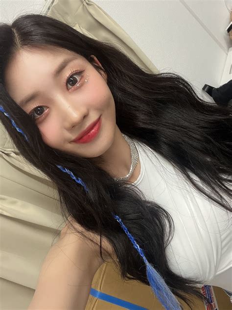 Sihyeon Pics On Twitter Fancafe Update Https T Co Laieiwlyto Twitter