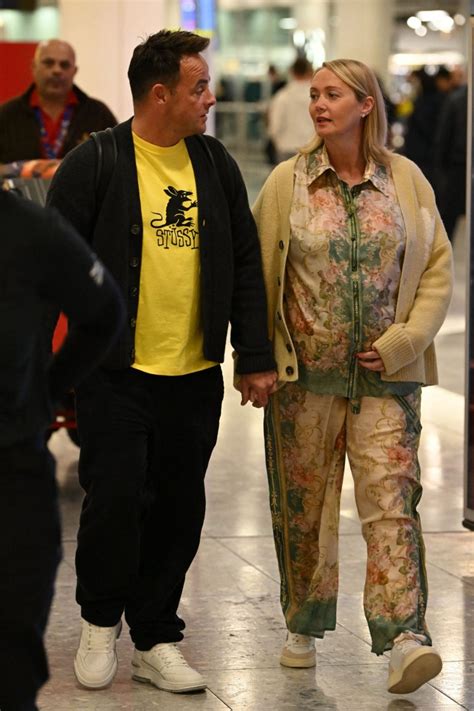 Ant Mcpartlin And Wife Look Cosy At Airport After Dubai Getaway Metro News