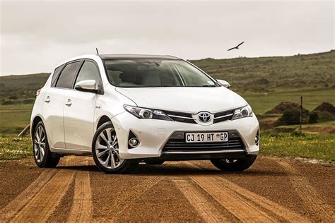 Toyota Auris Hsd Xr Review Za