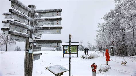 Schnee In Nrw Hier Ist Es Im Westen Schon Winterlich Wei