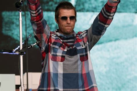 Liam Noel Gallagher Reuniting For Oasis Concert Tour In 2025