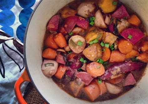 Root Vegetable Stew With Red Wine Vegan Recipe By Felice Cookpad