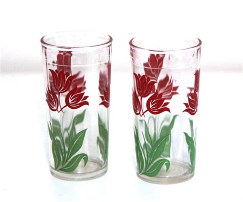 Vintage Hazel Atlas Tulip Glasses Set Of 2 50s 60s Etsy Tulip Glasses Settings Vintage