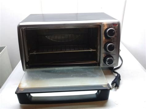 Black Decker Steel Electric Countertop Toaster Oven Broiler Bake Warm